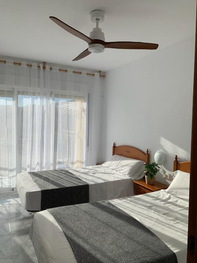 Apartamento En Primerisima Linea De Playa Con Espectaculares Vistas Netflix, Prime Y Disney オロペサ・デル・マール エクステリア 写真